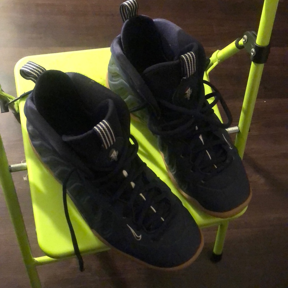 Air Foamposite 6.5  (youth) rubber sole